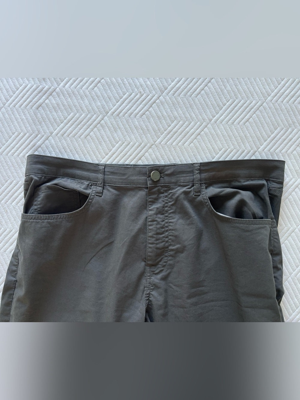 Faherty Movement Pant - Picture 2 of 4